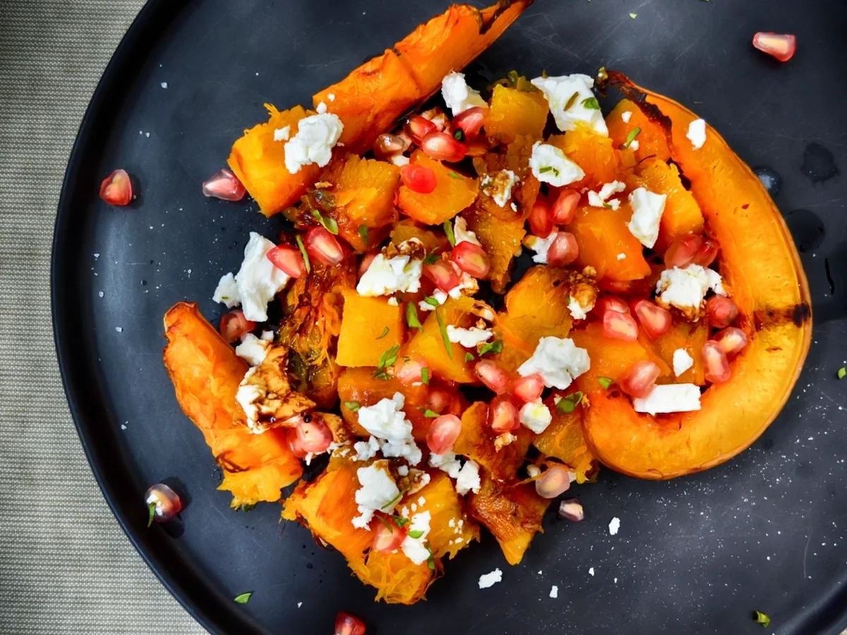 Roast pumpkin and chickpea salad